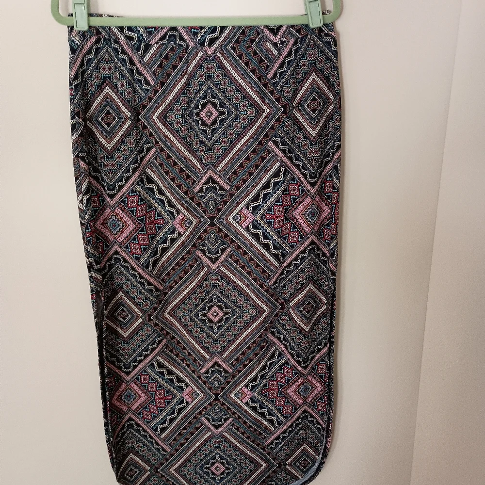 Bobbie Brooks Geometric Beach Cover Up Maxi Skirt Boho Travel Resort Cottagecore